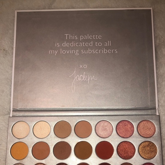 Morphe’s : The Jaclyn Hill Palette - Picture 3 of 4